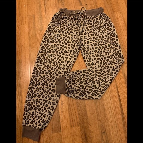 Mittoshop animal print lounge pants, size M - Picture 1 of 7